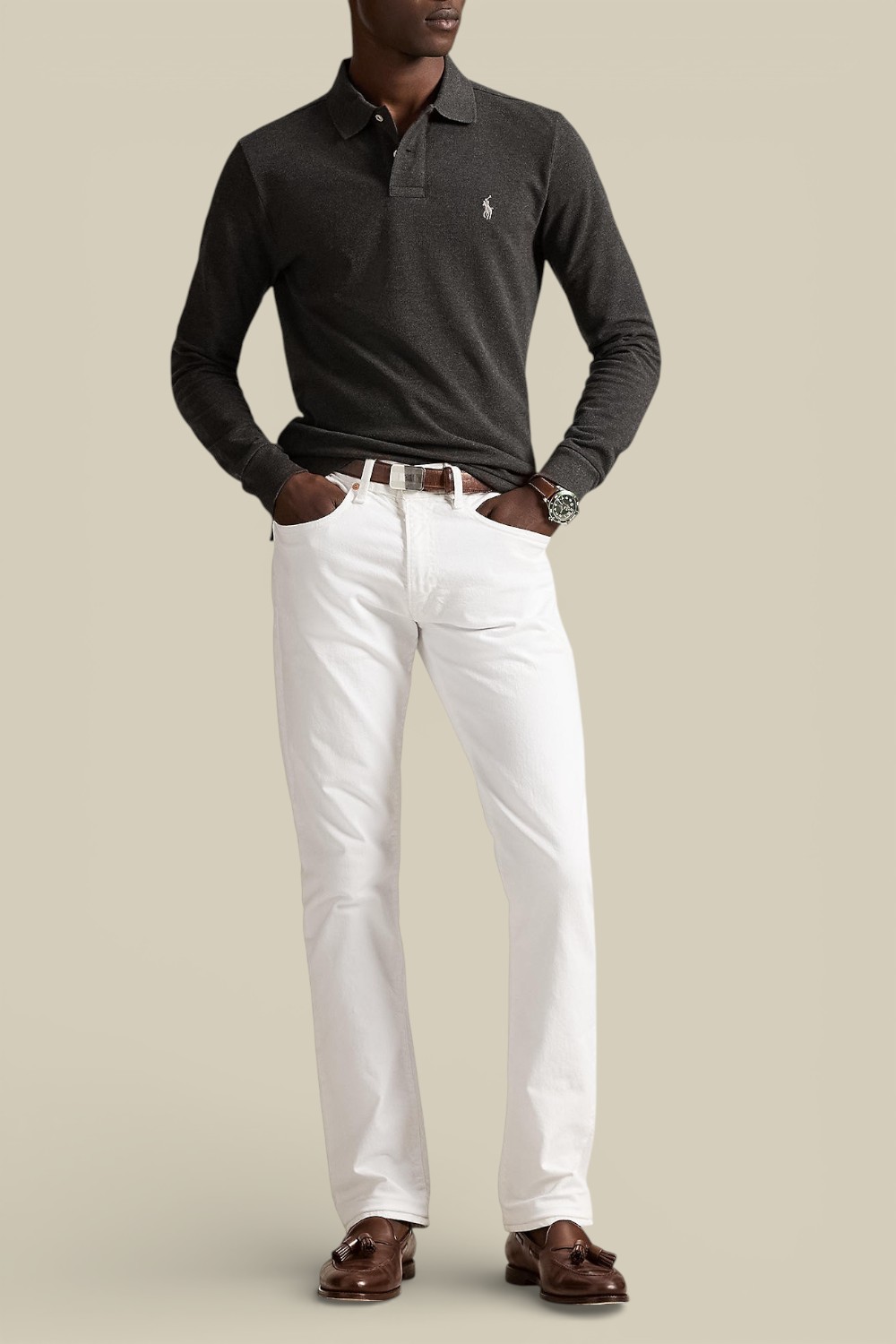 תמונת כל הלוק של חולצת פולו ארוכה